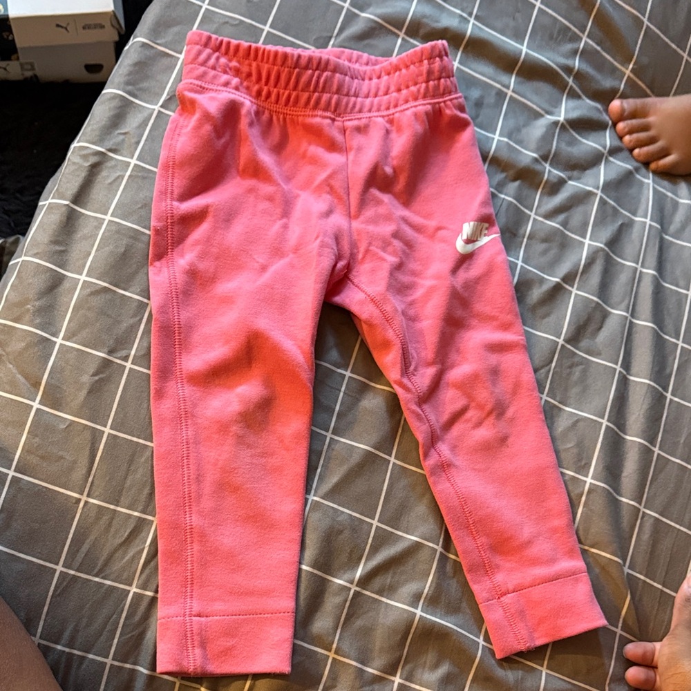 Nike Tech - Picture 4 of 6